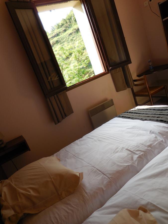 Auberge Du Tarnon Les Vanels Exteriör bild